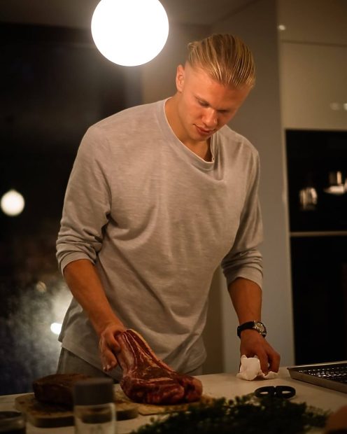 Ерлінг Голанд: Від ферми до "Манчестер Сіті" — справжнє життя машини для голів